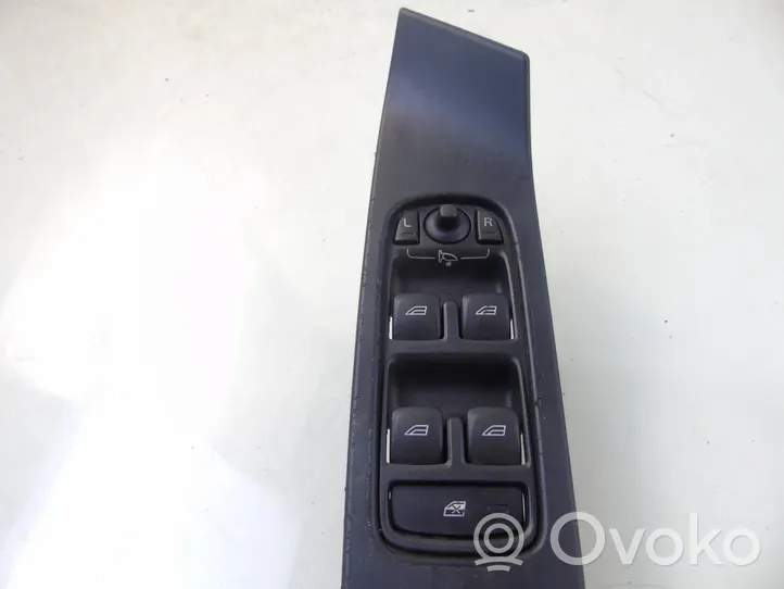 Volvo S60 Interruttore di controllo dell’alzacristalli elettrico 31334346