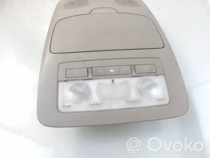 Opel Zafira C Rear seat light 