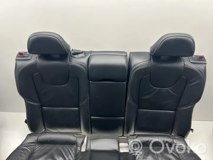 Volvo V40 Fotele / Kanapa / Boczki / Komplet 