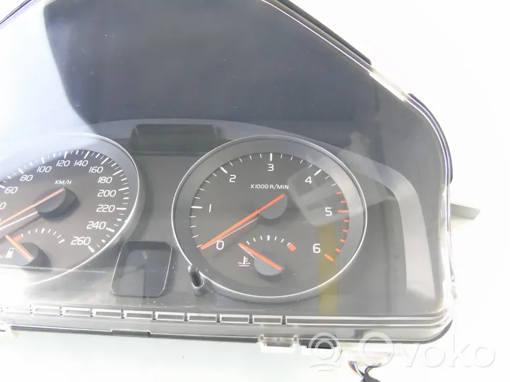 Volvo V50 Speedometer (instrument cluster) 31296228