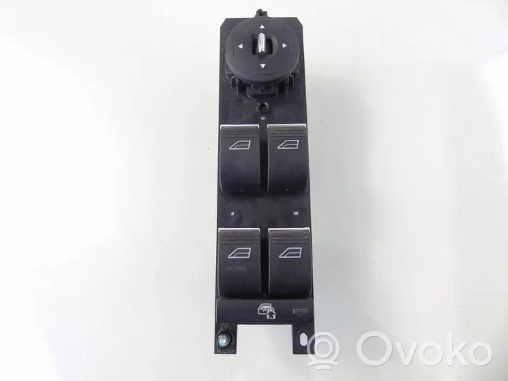 Ford C-MAX II Electric window control switch AM5T-14A132-BB