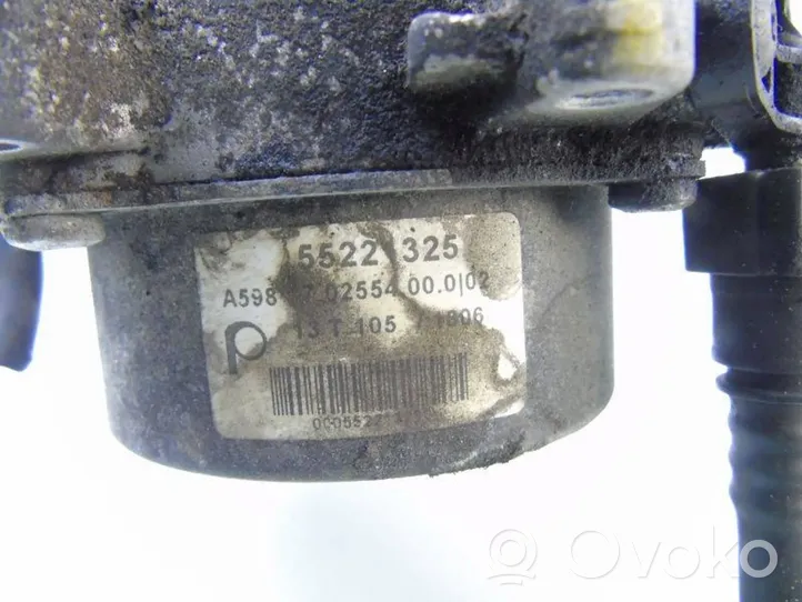 Fiat 500L Pompe à vide 55221325