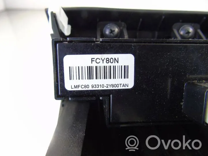 Hyundai ix35 Seat heating switch 93310-2Y800