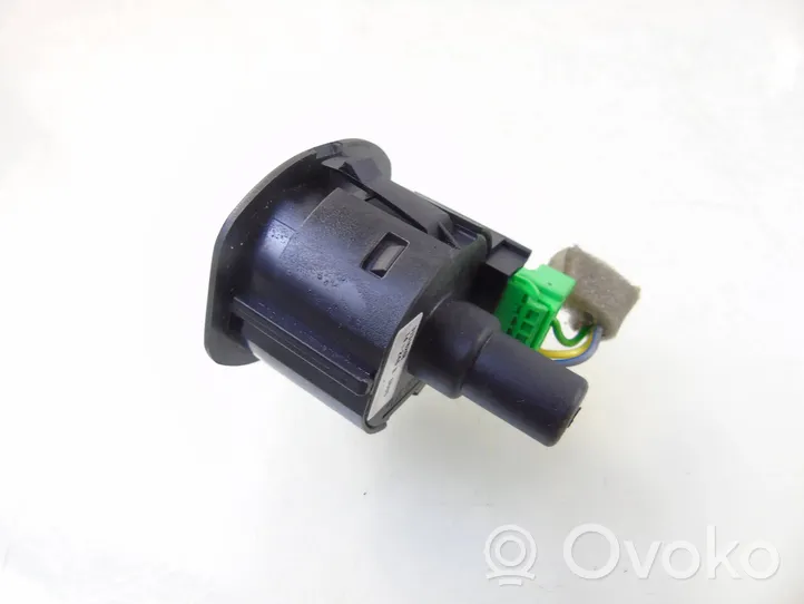 Volvo V70 Passenger airbag on/off switch 31318268