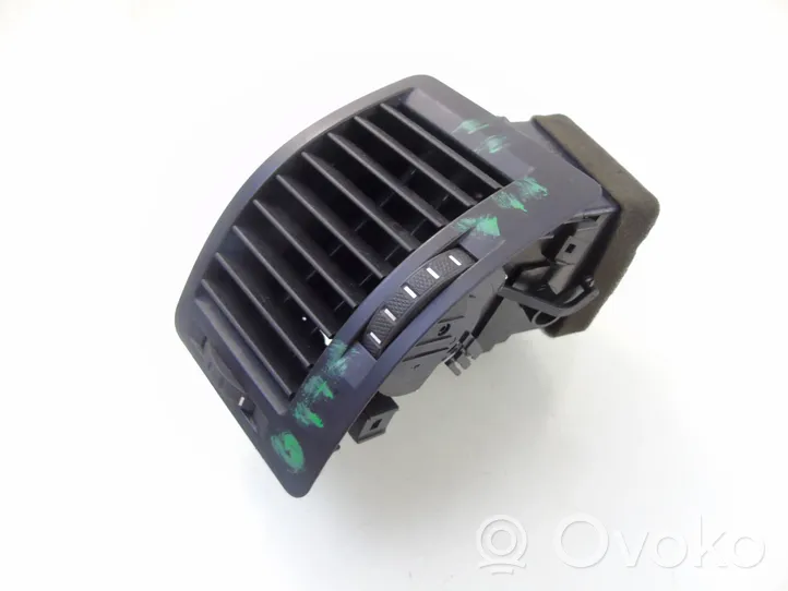 Skoda Octavia Mk2 (1Z) Dash center air vent grill 1Z0819701