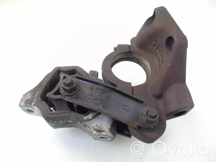 Volvo XC60 Staffa del cuscinetto di supporto dell’albero di trasmissione 30787842