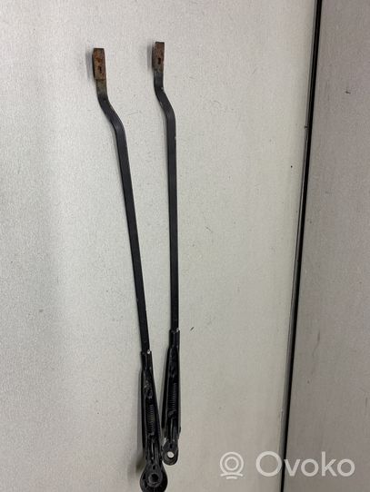 Opel Rekord E2 Front wiper blade arm 90056850