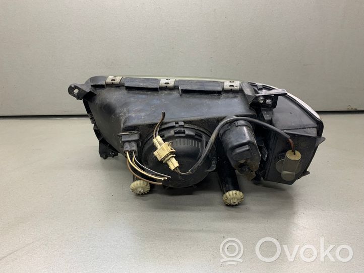 Volkswagen PASSAT B3 Lampa przednia 13347900