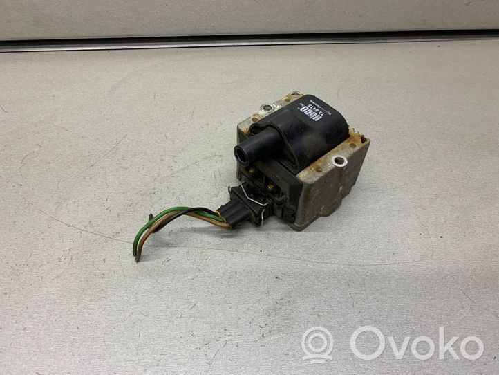 Volkswagen PASSAT B3 Bobine d'allumage haute tension 138415