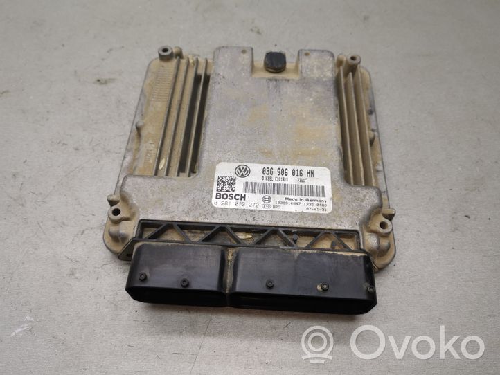 Volkswagen Caddy Calculateur moteur ECU 03G906016HN