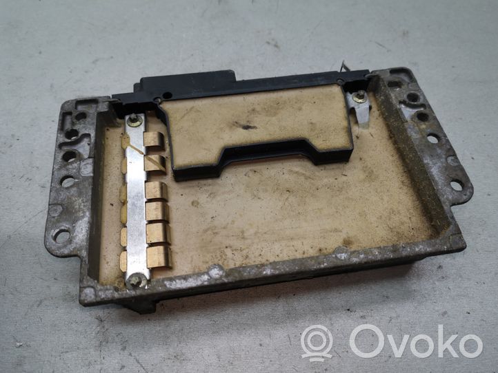 Renault Scenic I Sterownik / Moduł ECU 7700875745