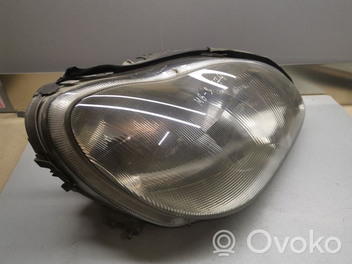 Mercedes-Benz S W220 Phare frontale 0301153402