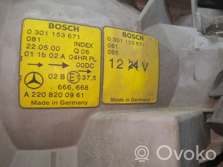 Mercedes-Benz S W220 Передняя фара 0301153671