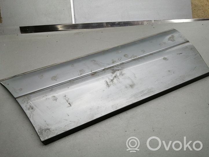 Mercedes-Benz S W140 Moulure de porte arrière 1406907640