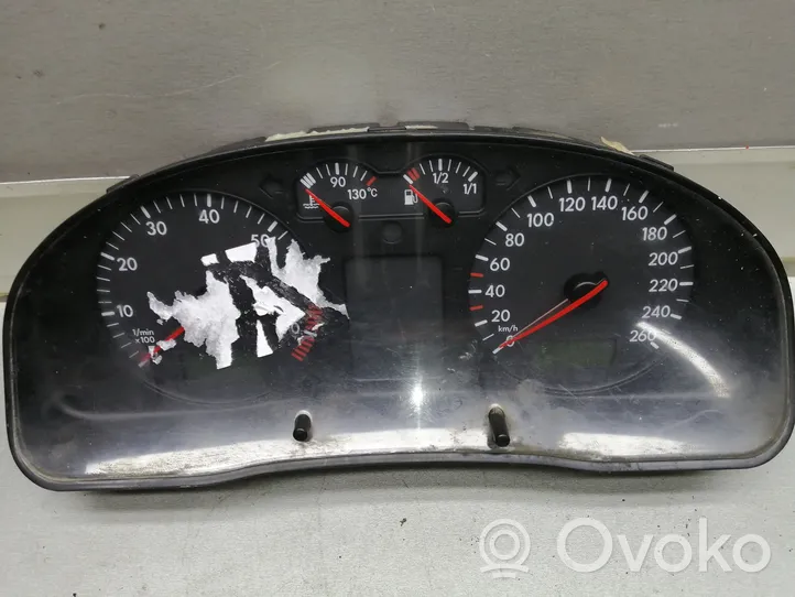 Volkswagen PASSAT B5 Compteur de vitesse tableau de bord 3B1919880