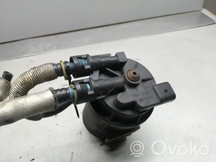 Opel Corsa D Boîtier de filtre à carburant 24416213