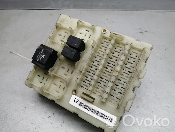 Ford Focus Fuse module 98AG14K150AF