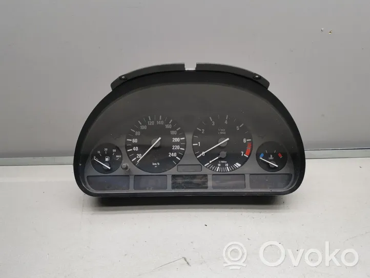 BMW 5 E39 Compteur de vitesse tableau de bord 62118381195