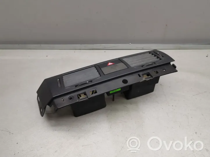 Opel Meriva A Griglia di ventilazione centrale cruscotto 464652911