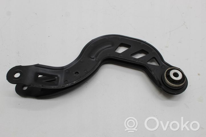 Infiniti Q30 Braccio di controllo sospensione posteriore A2463501006