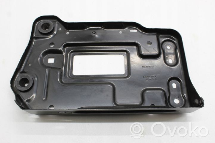 Infiniti Q30 Vassoio batteria A2466200018