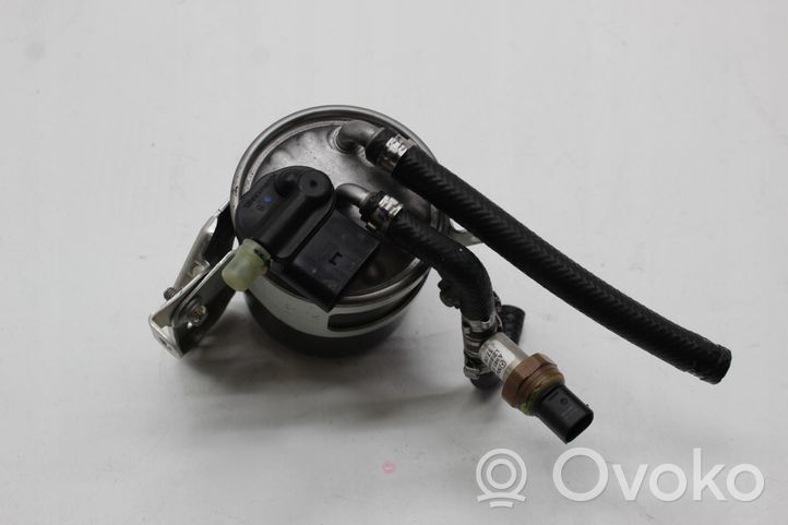 Infiniti Q30 Filtro carburante A6420906552