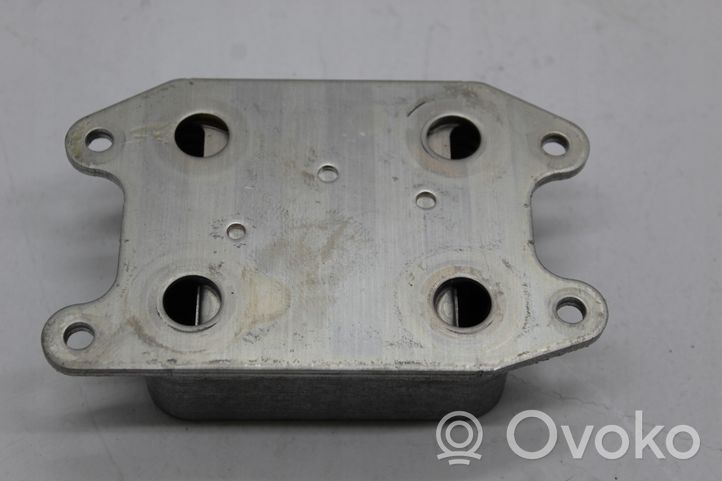 Volkswagen Golf Sportsvan Radiatore dell’olio del motore 04E117021G