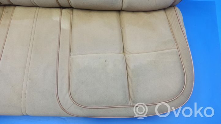 Oldsmobile Omega Fotel tylny 1