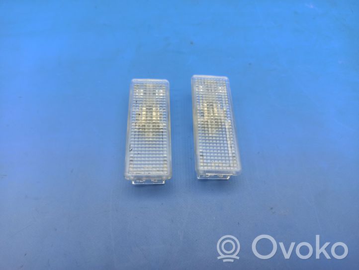 BMW 6 E63 E64 Luce interna per portiera anteriore 154890