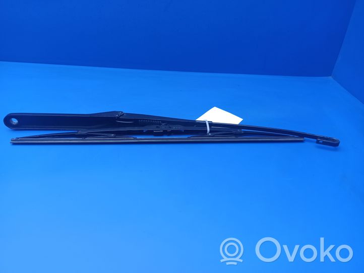 BMW Z4 E85 E86 Front wiper blade arm 7011764