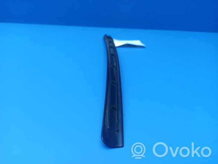 BMW 7 E65 E66 Moulures des vitres de la porte arrière 51167013103