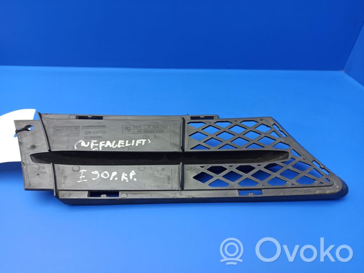 BMW 3 E90 E91 Grille inférieure de pare-chocs avant 7154551