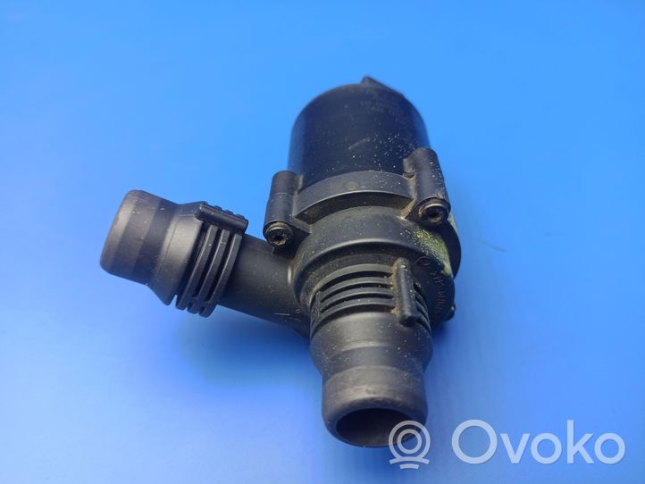 BMW 7 E65 E66 Pompe à eau de liquide de refroidissement 6922699