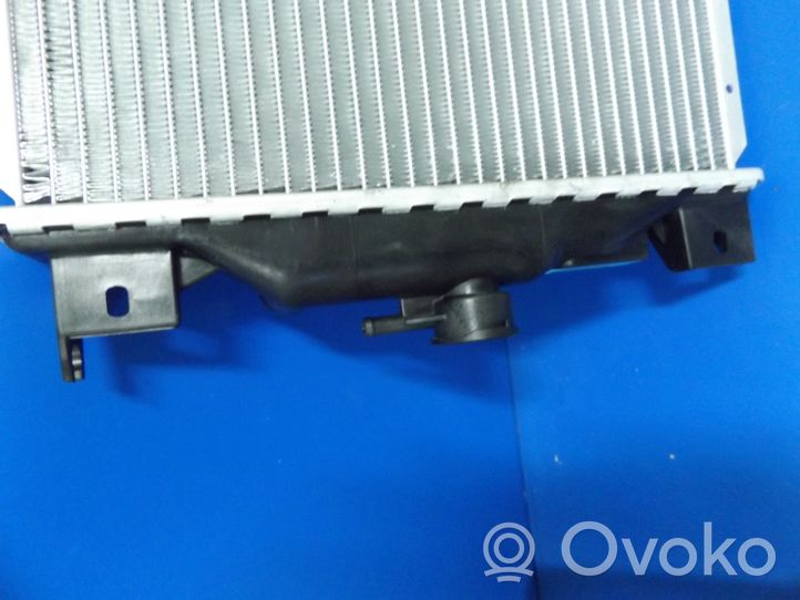 Suzuki Swift Radiateur de refroidissement 64083