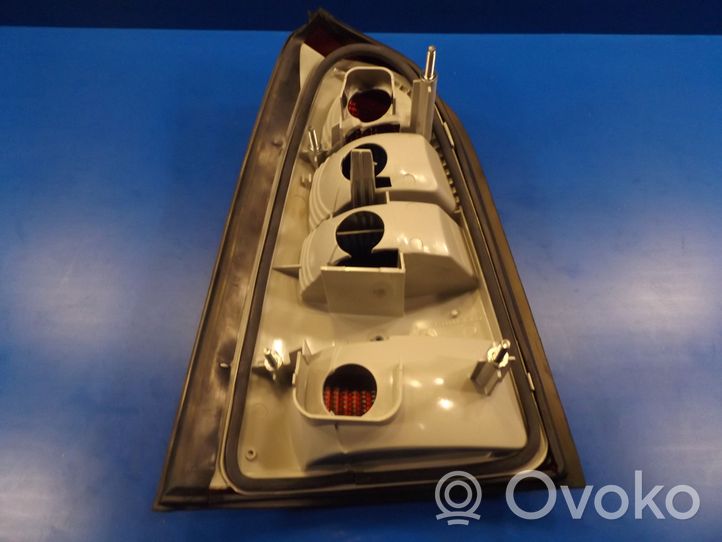 Opel Vectra B Lampa tylna 712376419879