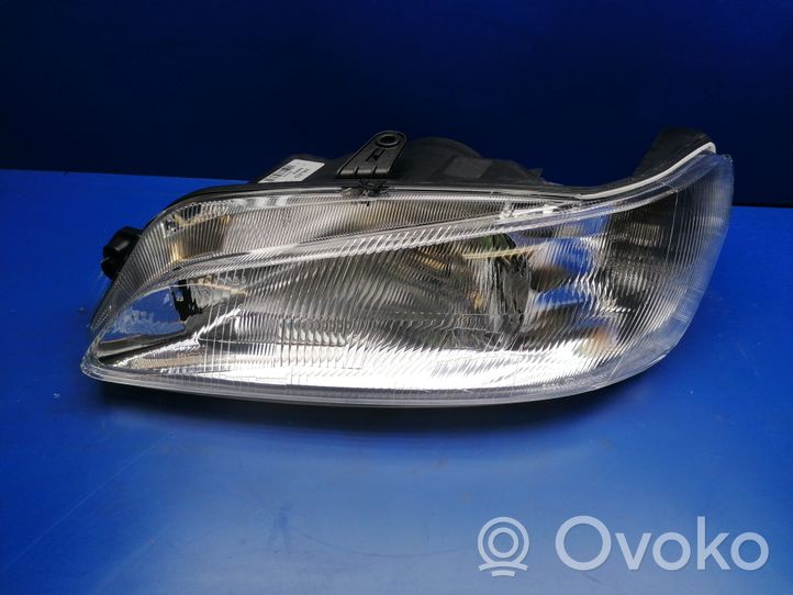 Peugeot 306 Headlight/headlamp 086624