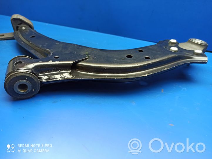 Citroen ZX Fourchette, bras de suspension inférieur avant 40160500004