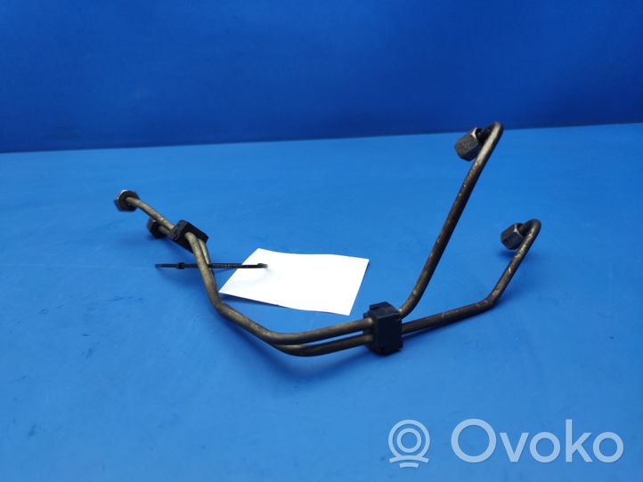 Volvo S40 Fuel injector supply line/pipe S40