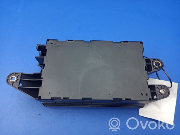 Lexus LS 430 Module de fusibles 8267050073