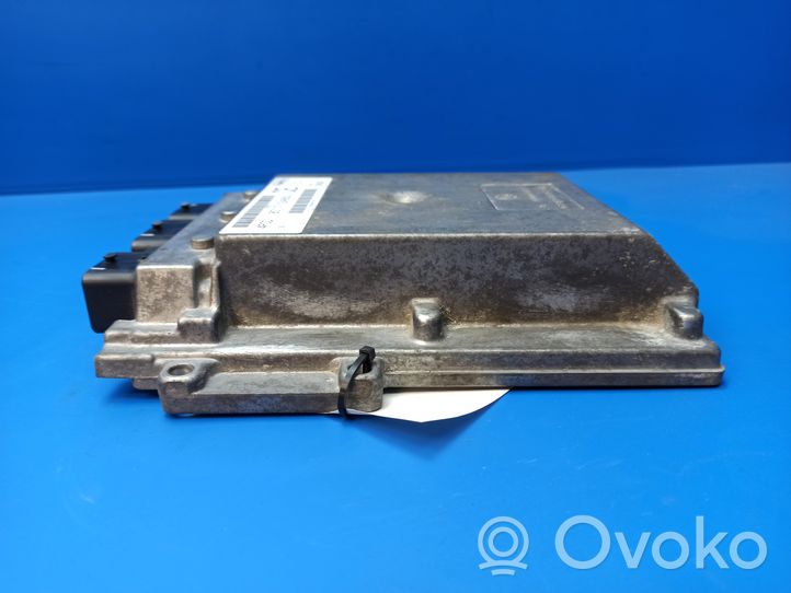 Ford Transit Calculateur moteur ECU 8C1112A650CE