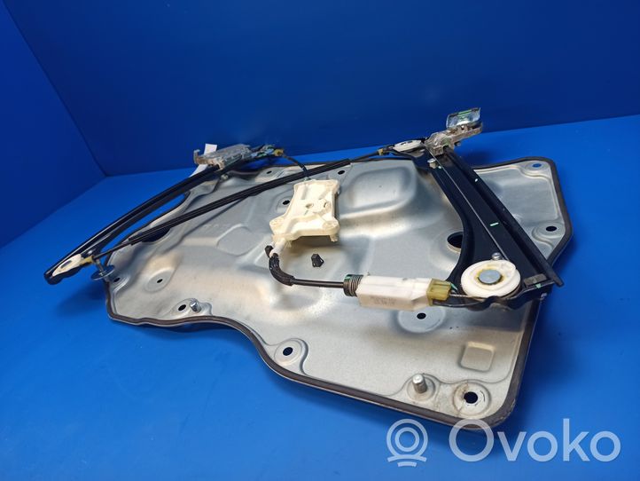 Nissan 370Z Alzacristalli elettrico della portiera anteriore 807741EA0A