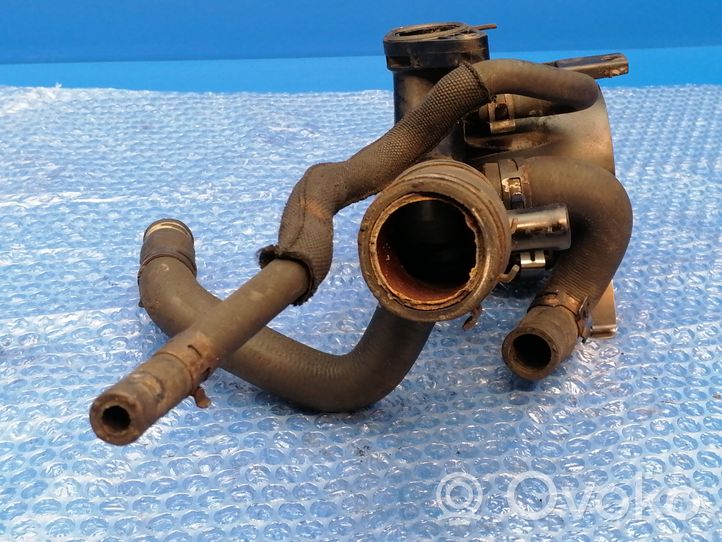 Mercedes-Benz Sprinter W906 Staffa/supporto di montaggio del filtro carburante A6512000456