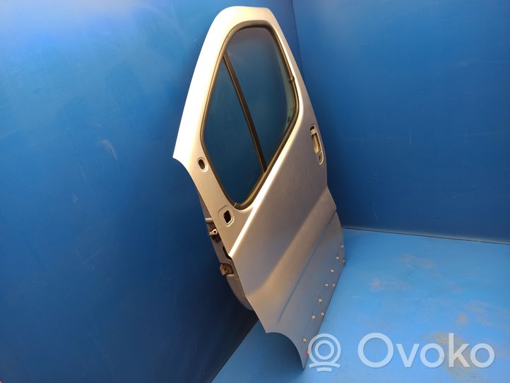 Opel Vivaro Ovi (2-ovinen coupe) 