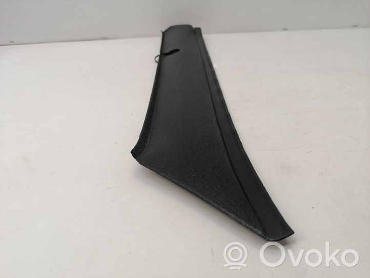 Volkswagen K70 Rivestimento montante (C) 481867520