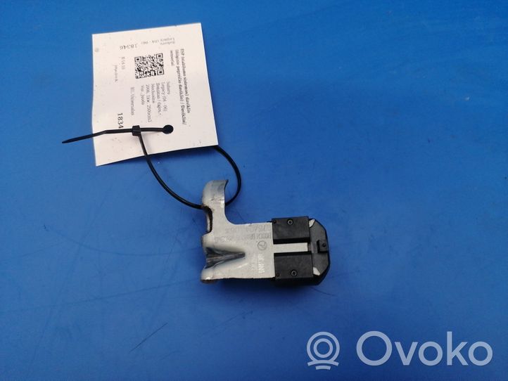 Subaru Legacy Sensore di imbardata accelerazione ESP 27540AG06