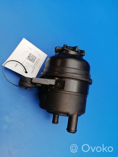 BMW 7 E38 Power steering fluid tank/reservoir 