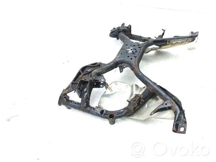 BMW 7 E38 Sottotelaio anteriore 