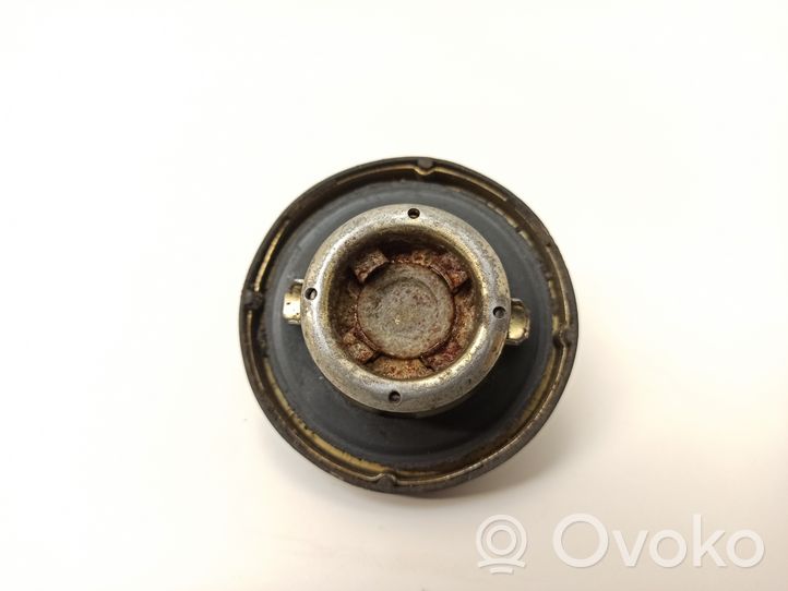 BMW 7 E38 Fuel tank filler cap 