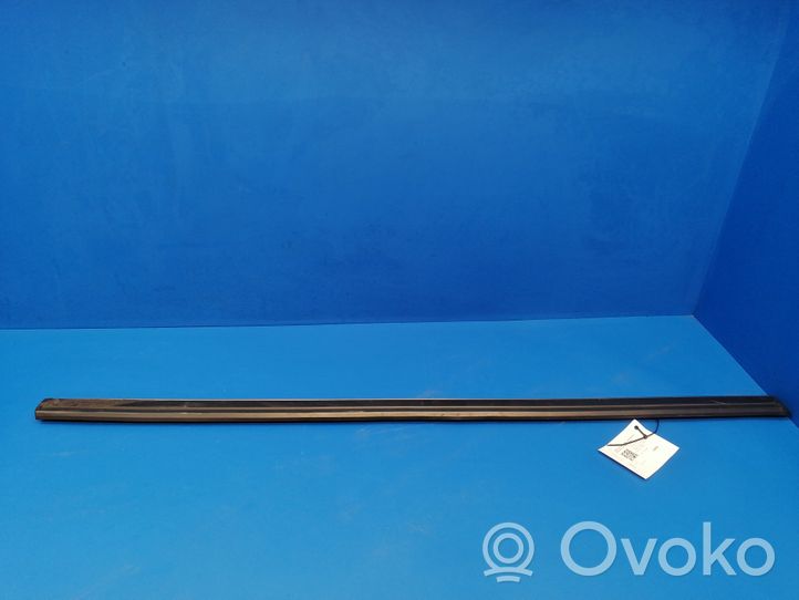 Volvo 760 Rivestimento della portiera anteriore (modanatura) 