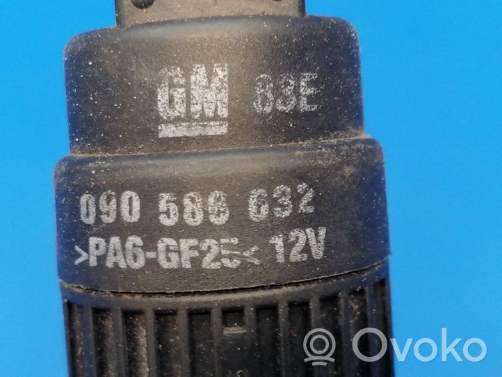 Opel Agila A Pompa spryskiwacza szyby przedniej / czołowej 090586632